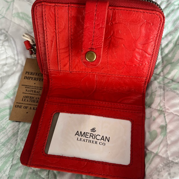 American Leather Tooled Colorado Wallet - Picture 3 of 5